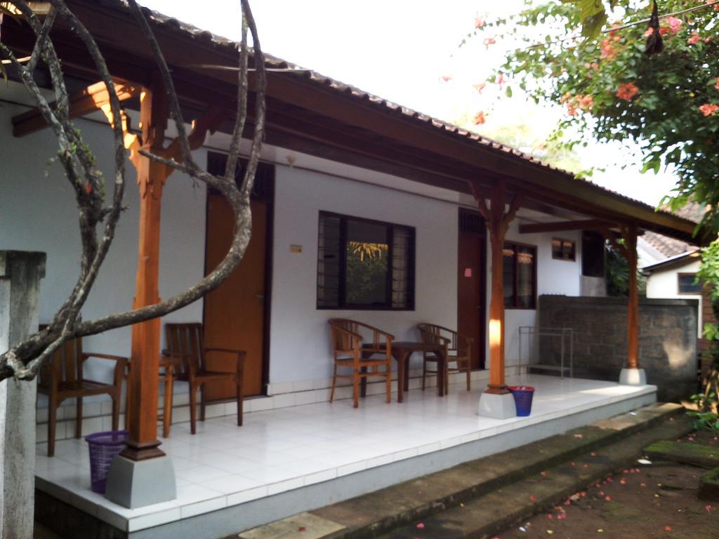 Madra Homestay Убуд Экстерьер фото